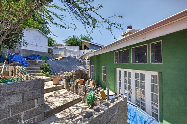 787 Terrace 49, Los Angeles, CA 90042