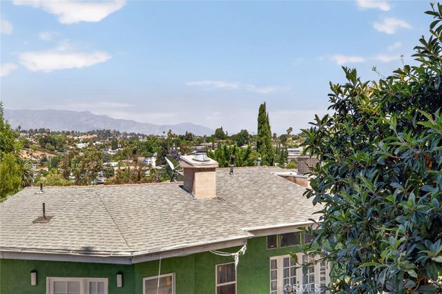 787 Terrace 49, Los Angeles, CA 90042