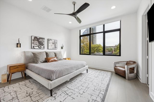 5602 Cedar Creek Drive, Houston, TX 77056