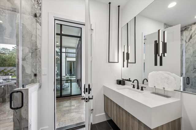 5602 Cedar Creek Drive, Houston, TX 77056