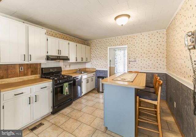 311 CARNEGIE AVE, Wenonah, NJ 08090