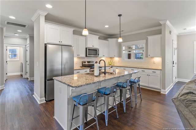 808 Warwick Lane, Carthage, NC 28327