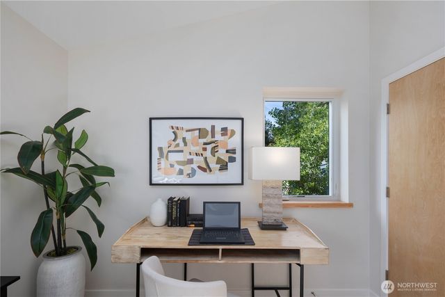 8625 30th Avenue SW, Seattle, WA 98126
