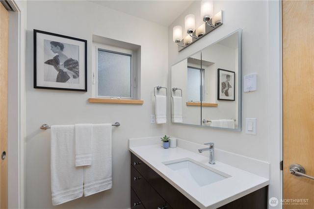 8625 30th Avenue SW, Seattle, WA 98126