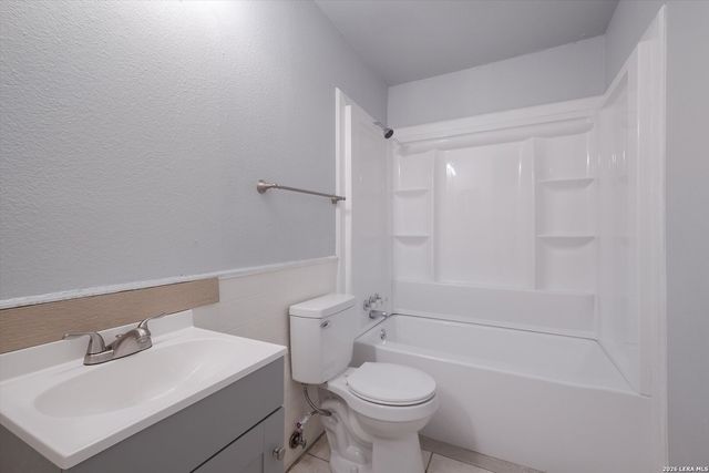 5527 Colewood St, San Antonio, TX 78233