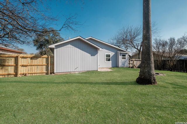 5527 Colewood St, San Antonio, TX 78233