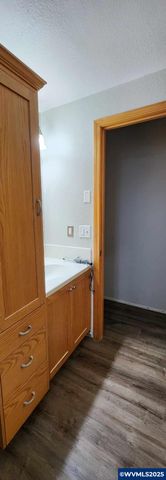 3714 Lafayette St SE, Albany, OR 97322