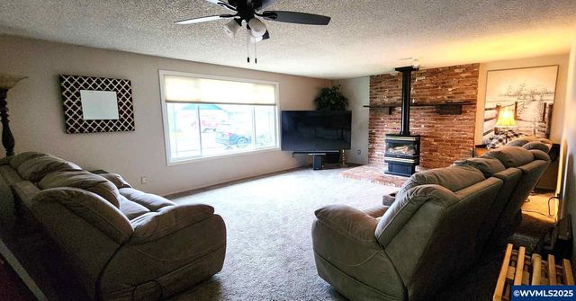 3714 Lafayette St SE, Albany, OR 97322