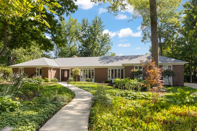 1008 Anne Road, Naperville, IL 60540