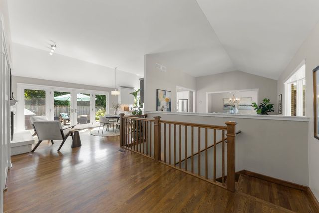 1008 Anne Road, Naperville, IL 60540