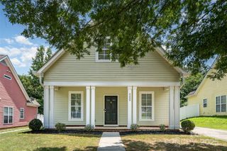 4235 Spring Oak Drive, Charlotte, NC 28208