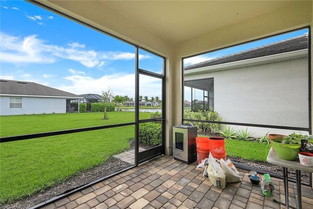 4234 Bluegrass DR, Fort Myers, FL 33916