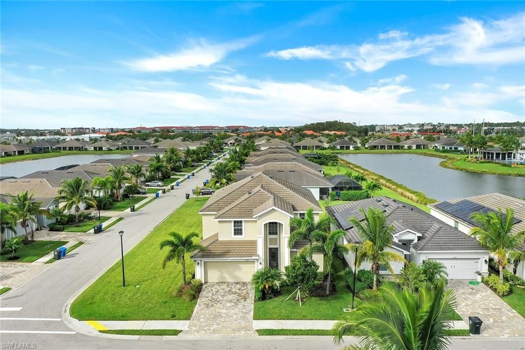 4234 Bluegrass DR, FORT MYERS, FL 33916 — photo 2