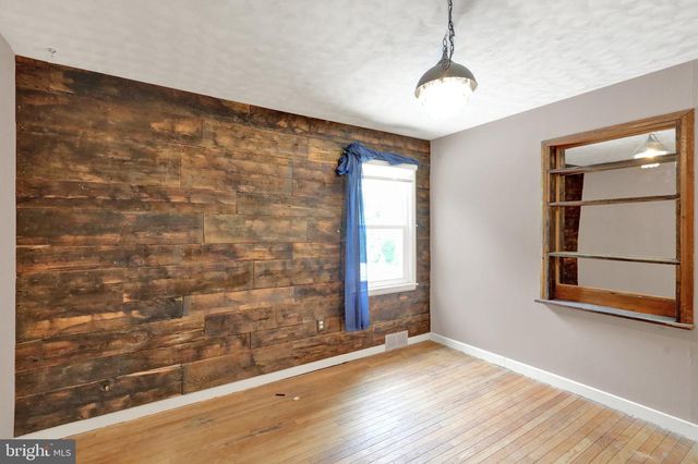 514 W HIGH ST, Womelsdorf, PA 19567