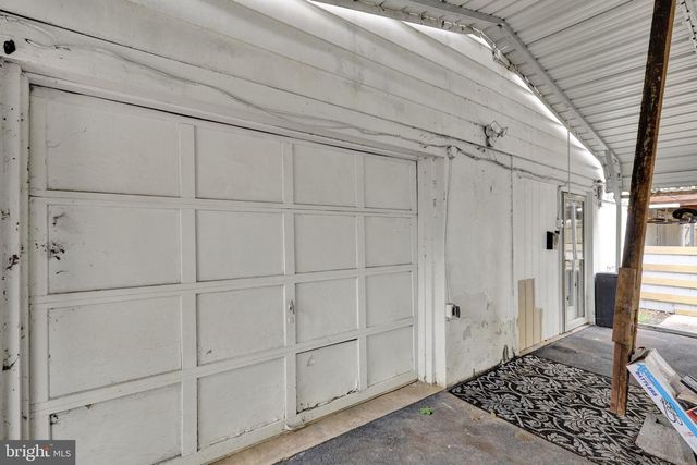 514 W HIGH ST, Womelsdorf, PA 19567