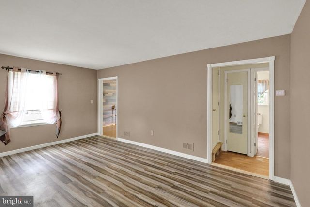 514 W HIGH ST, Womelsdorf, PA 19567