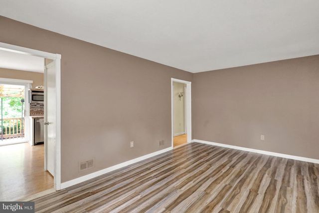 514 W HIGH ST, Womelsdorf, PA 19567