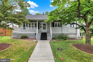 514 W HIGH ST, Womelsdorf, PA 19567