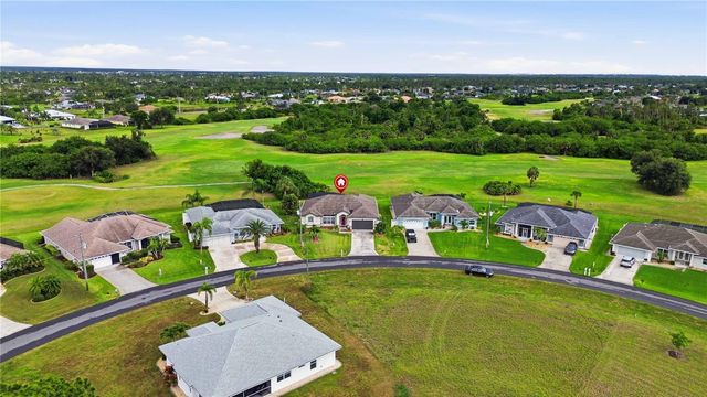 32 MEDALIST COURT, Rotonda West, FL 33947