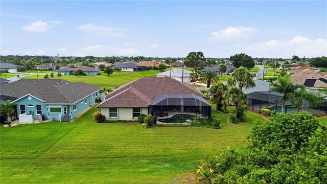 32 MEDALIST COURT, Rotonda West, FL 33947