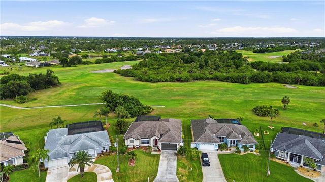 32 MEDALIST COURT, Rotonda West, FL 33947