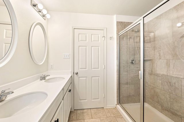 139 Palm DR, Buda, TX 78610