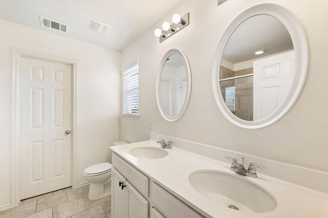 139 Palm DR, Buda, TX 78610