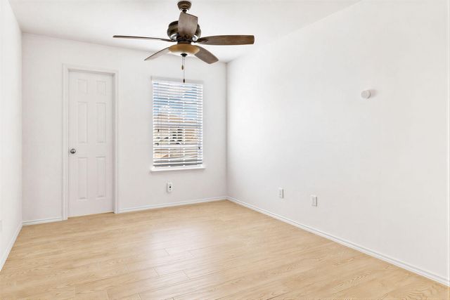 139 Palm DR, Buda, TX 78610