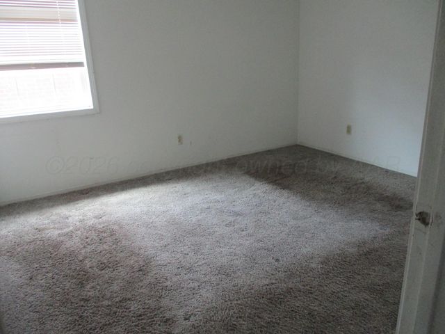2033 IRIS Street, Amarillo, TX 79107