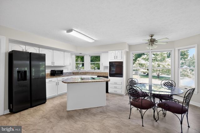 3 FALLS GLEN CT, Parkton, MD 21120