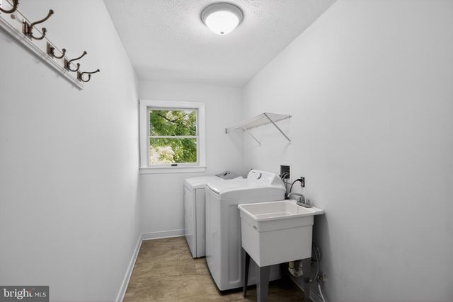 3 FALLS GLEN CT, Parkton, MD 21120