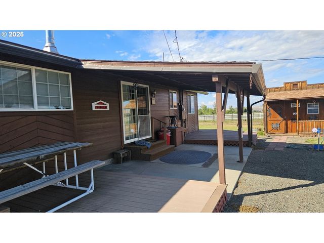82757 JOSEPH Hwy, Joseph, OR 97846
