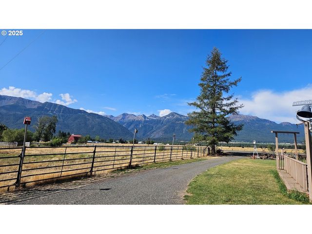 82757 JOSEPH Hwy, Joseph, OR 97846