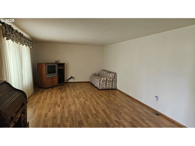 82757 JOSEPH Hwy, Joseph, OR 97846