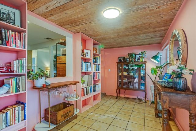 931 SW 29th St, Fort Lauderdale, FL 33315