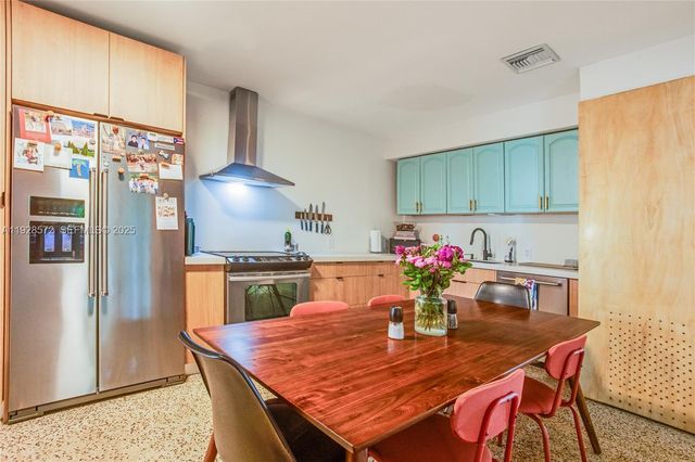 931 SW 29th St, Fort Lauderdale, FL 33315