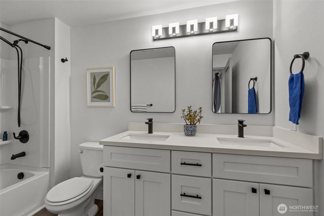 14912 SE 270th Place, Kent, WA 98042