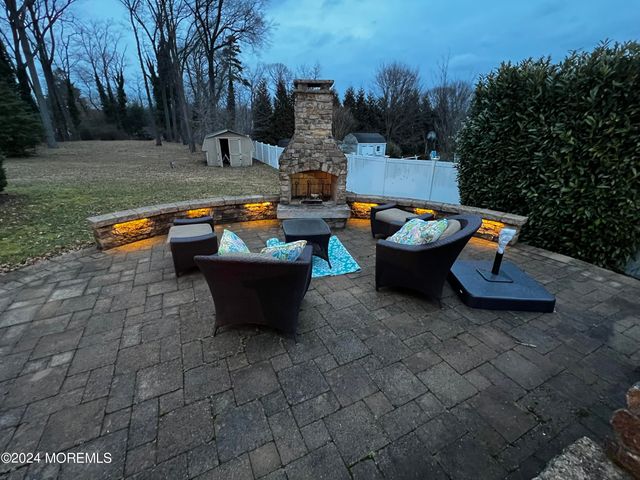 499 W Park Avenue, Oakhurst, NJ 07755