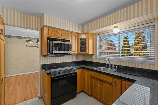 1399 Copeland Circle, Canton, MI 48187