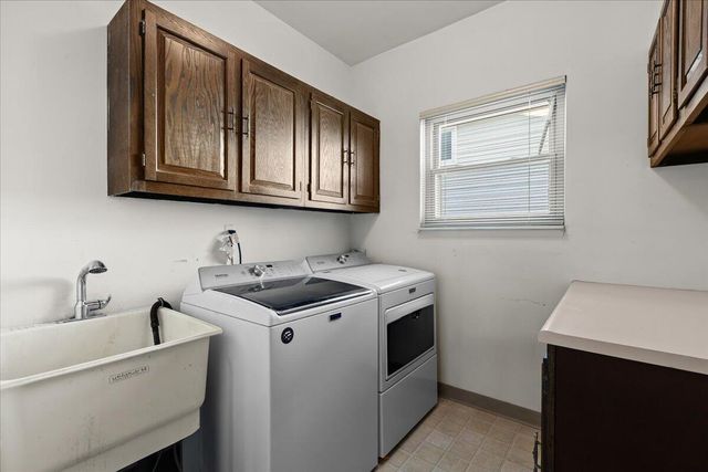 1399 Copeland Circle, Canton, MI 48187