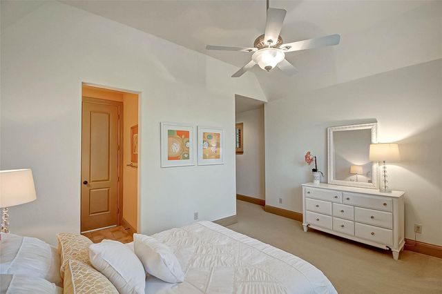 7 Shearling Court, Spring, TX 77389
