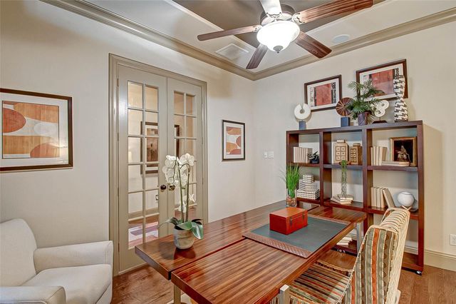 7 Shearling Court, Spring, TX 77389
