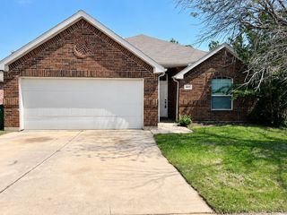 429 Angler Drive, Crowley, TX 76036