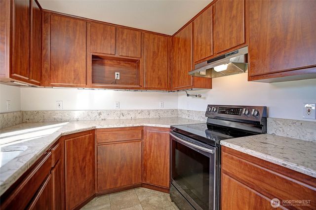 1952 SE Camano Drive, Camano Island, WA 98282