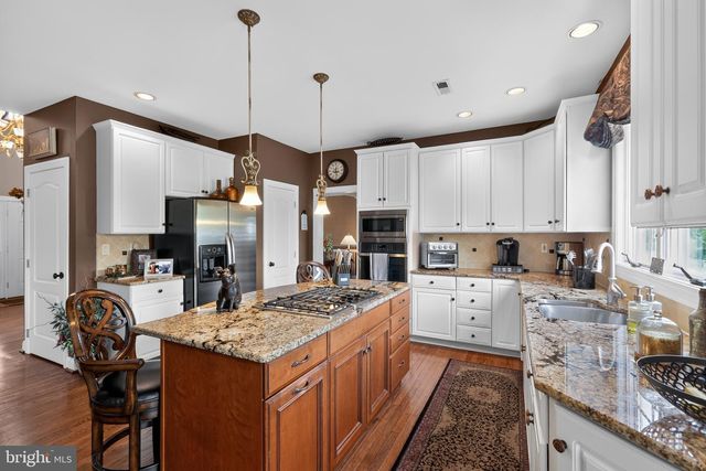 1490 PAGE DR, Yardley, PA 19067