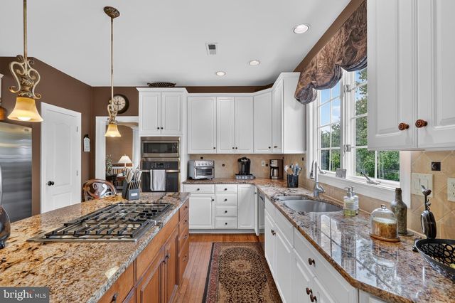 1490 PAGE DR, Yardley, PA 19067
