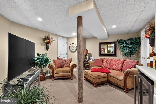 1490 PAGE DR, Yardley, PA 19067