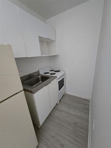 7090 NW 17th Avenue 3, Miami, FL 33147
