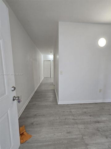 7090 NW 17th Avenue 3, Miami, FL 33147