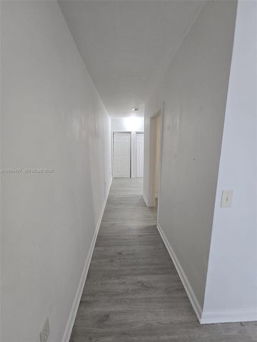 7090 NW 17th Avenue 3, Miami, FL 33147